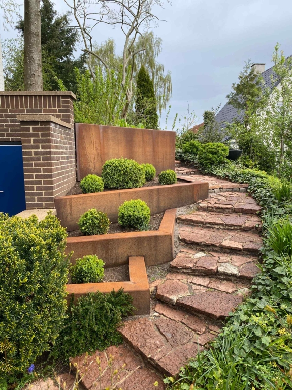 Din anlægsgartner i Viborg hvis du har brug for en støttemur